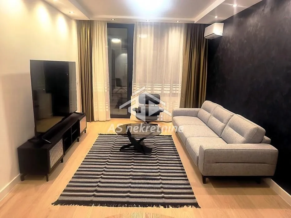 Rent, apartment, 75m², Savski Venac, Beograd