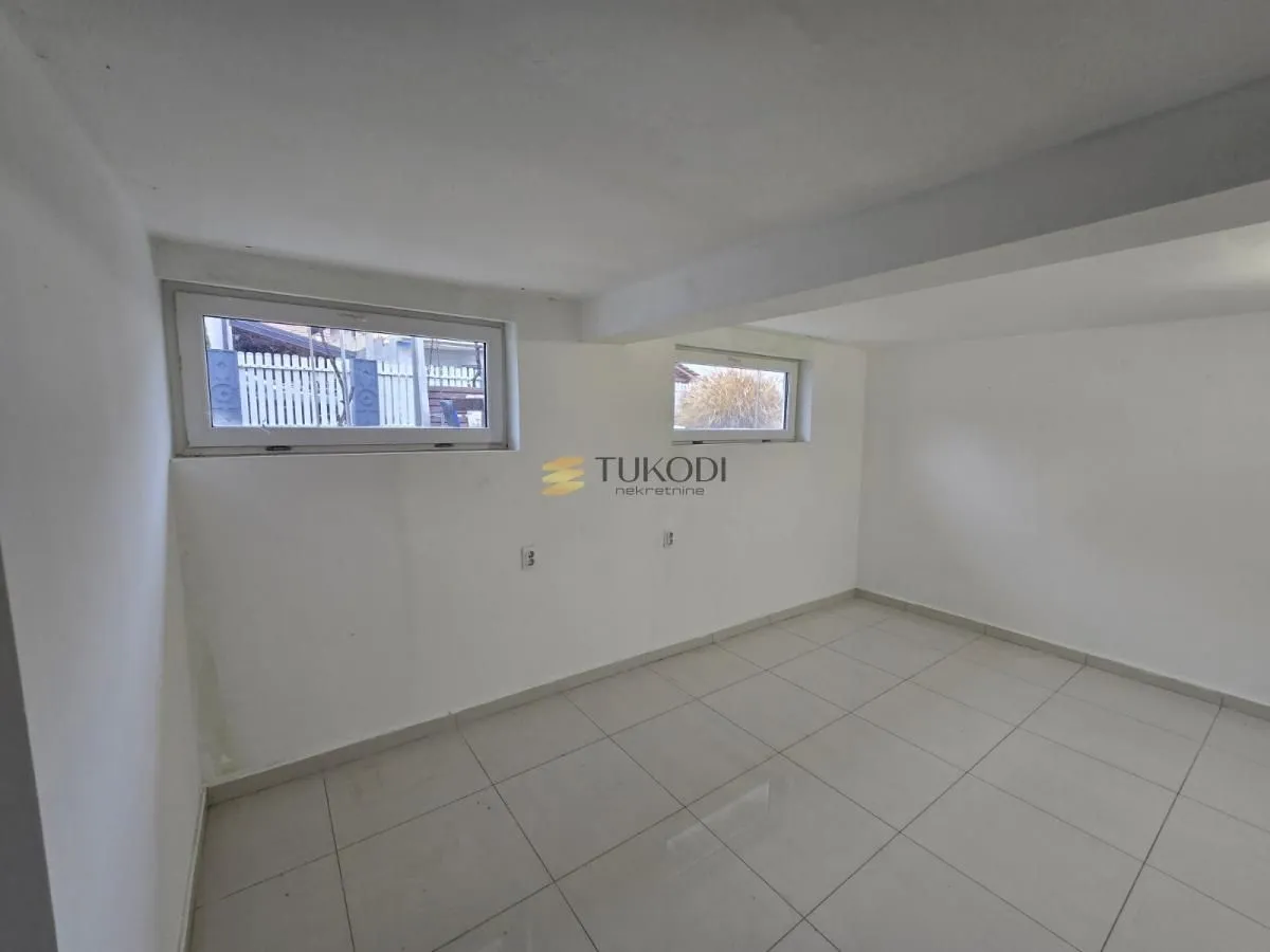 Sale, office space, 112m², Klisa, Novi Sad Sve Podlokacije