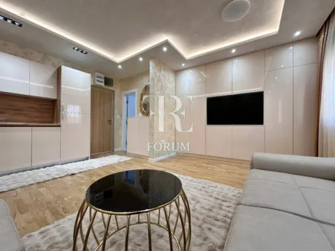 Izdavanje, garsonjera, 30m², Stara Varoš, Podgorica - image 6