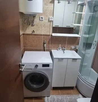 Izdavanje, dvosoban stan, 74m², Nova Dalmatinska, Podgorica - image 11