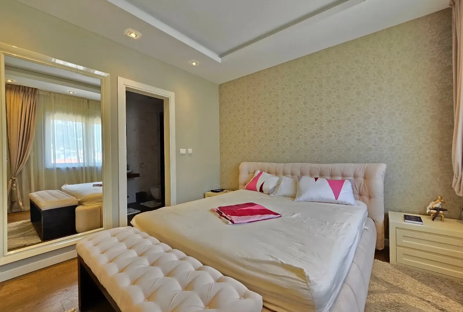 Sale, two bedroom apartment, 125m², Budva, Crna Gora