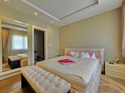 Prodaja, dvosoban stan, 125m², Budva, Crna Gora - image 14