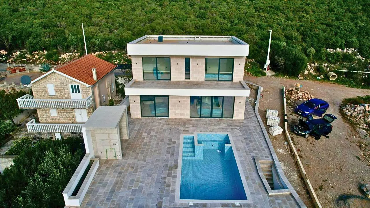 Prodaja, kuća, 250m², Krimovica, Kotor