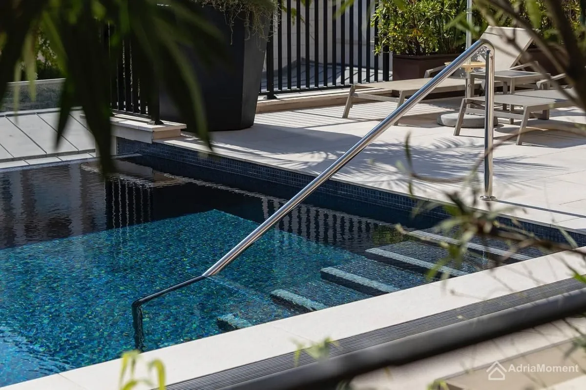 Sale, two bedroom apartment, 185m², Porto Montenegro, Tivat