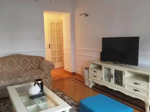 Izdavanje, dvosoban stan, 62m², Vračar Sve Podlokacije, Beograd - image 2