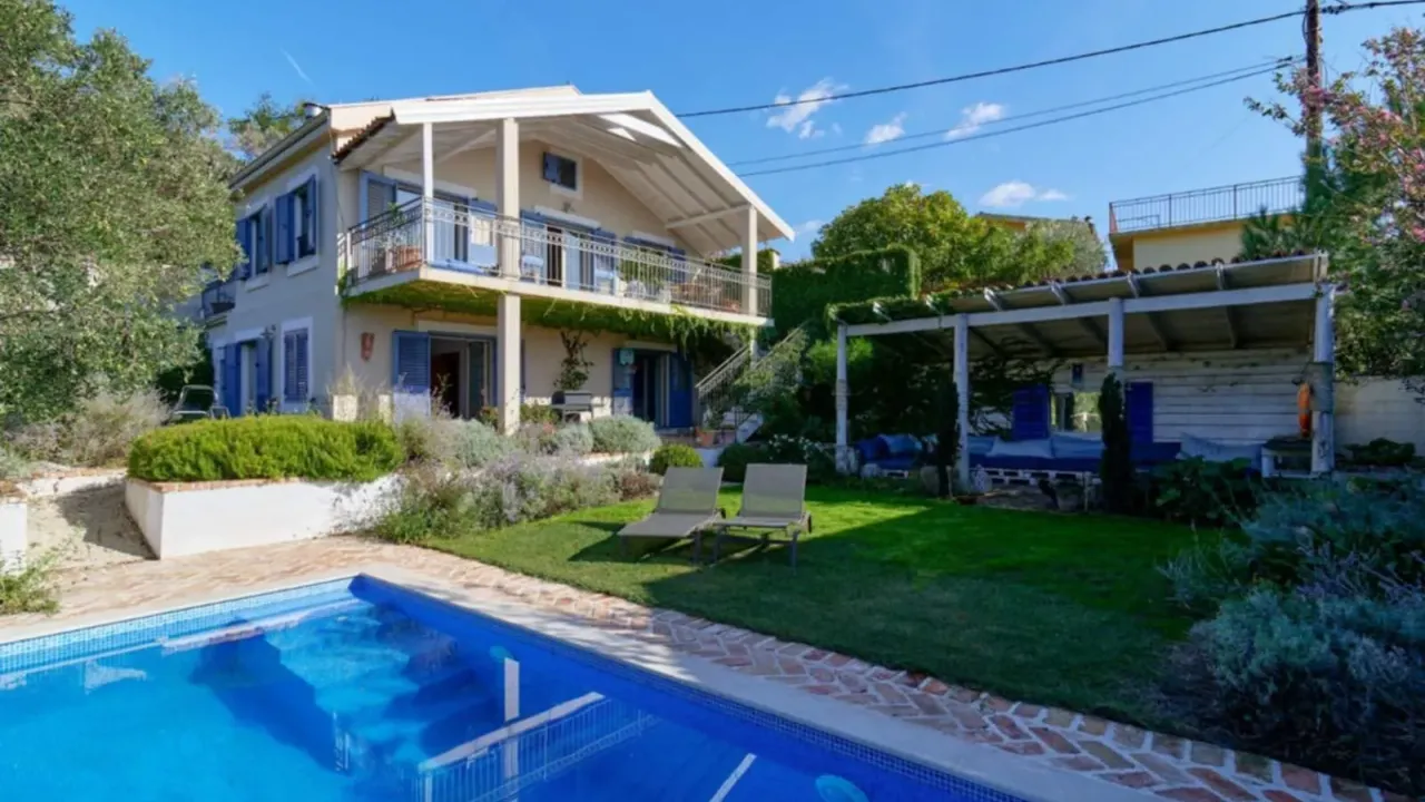 Sale, house, 140m², Kavač, Kotor