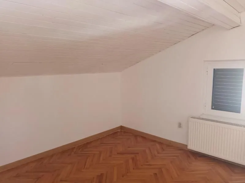 Izdavanje, kuća, 180m², Savski Venac, Beograd