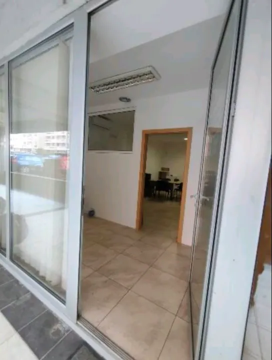 Rent, office space, 65m², City Kvart, Podgorica