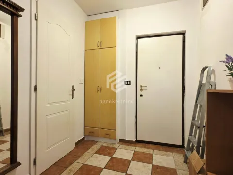 Rent, one bedroom apartment, 53m², Centar, Podgorica - image 10