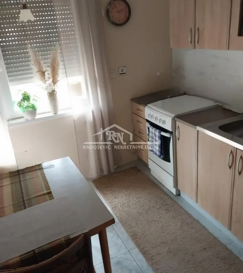 Prodaja, kuća, 332m², Čukarica, Beograd