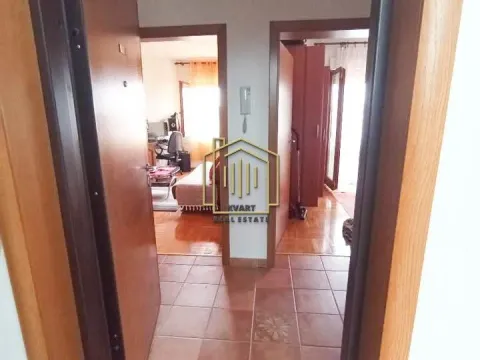 Prodaja, jednosoban stan, 40m², Stari Aerodrom, Podgorica - image 9