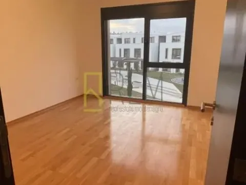 Prodaja, trosoban stan, 106m², Zagorič, Podgorica - image 10