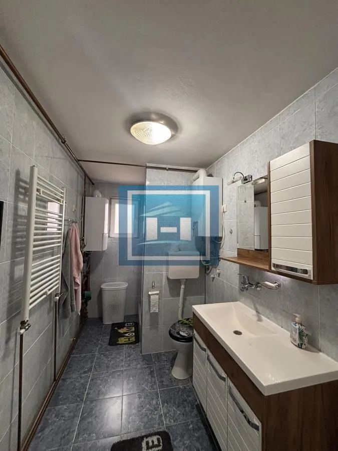 Prodaja, kuća, 181m², Kajsijar, Jagodina