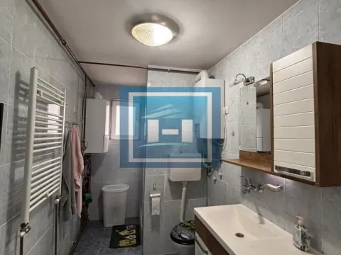 Prodaja, kuća, 181m², Kajsijar, Jagodina - image 10