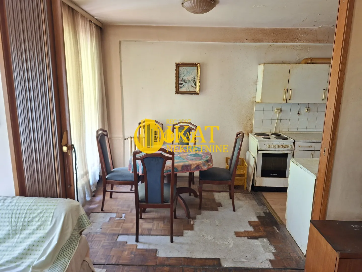 Prodaja, dvosoban stan, 74m², Crveni Krst, Beograd