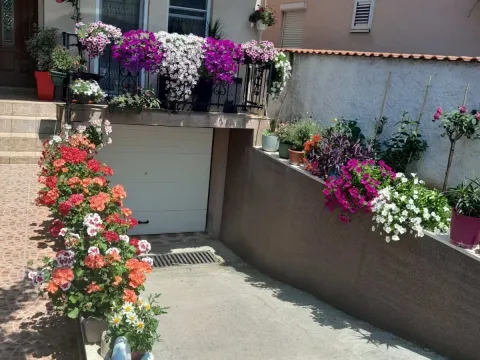 Prodaja, kuća, 240m², Podgorica, Crna Gora - image 5