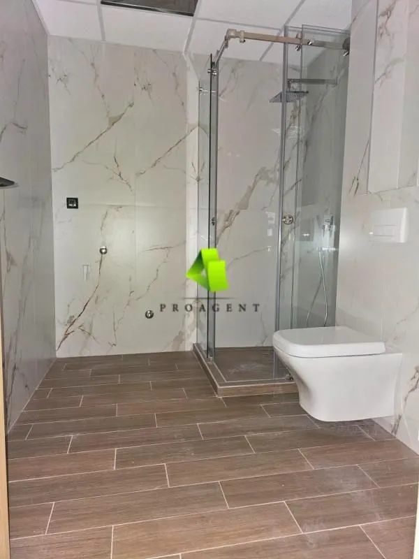 Prodaja, trosoban stan, 84m², Medijana, Niš