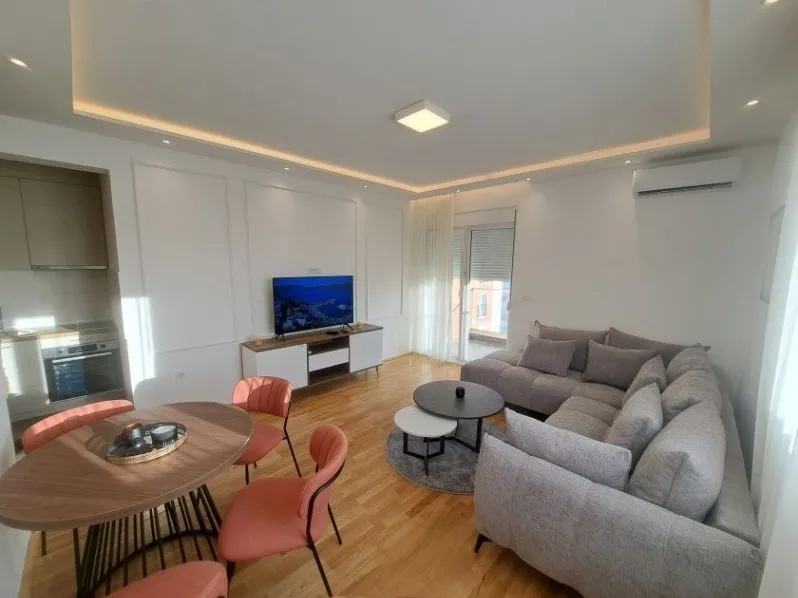 Rent, two bedroom apartment, 60m², Stari Aerodrom, Podgorica