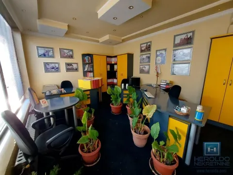 Rent, office space, 50m², Centar, Jagodina