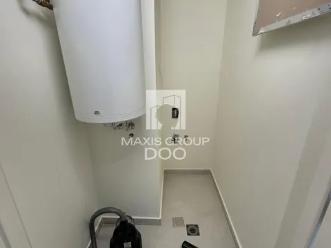 Izdavanje, trosoban stan, 85m², Savski Venac, Beograd - image 6