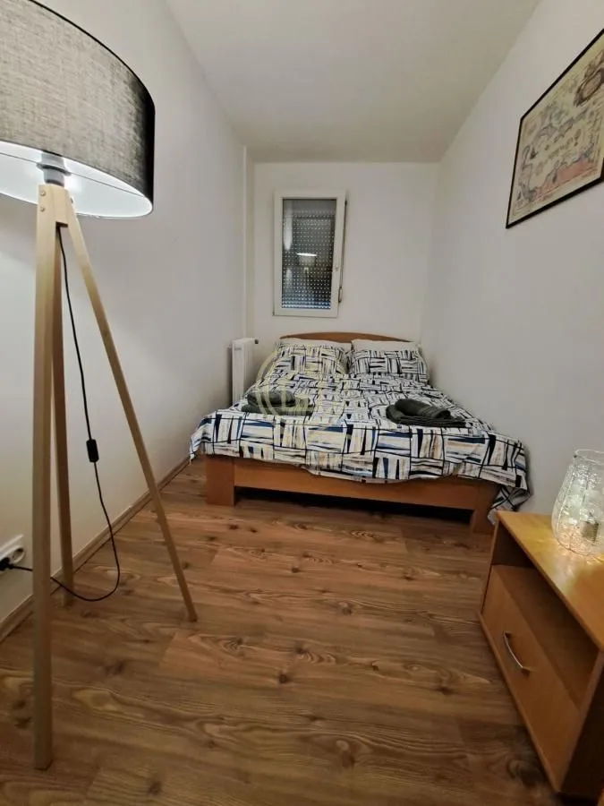 Rent, two bedroom apartment, 46m², Novi Beograd Blok 61, Novi Beograd Sve Podlokacije