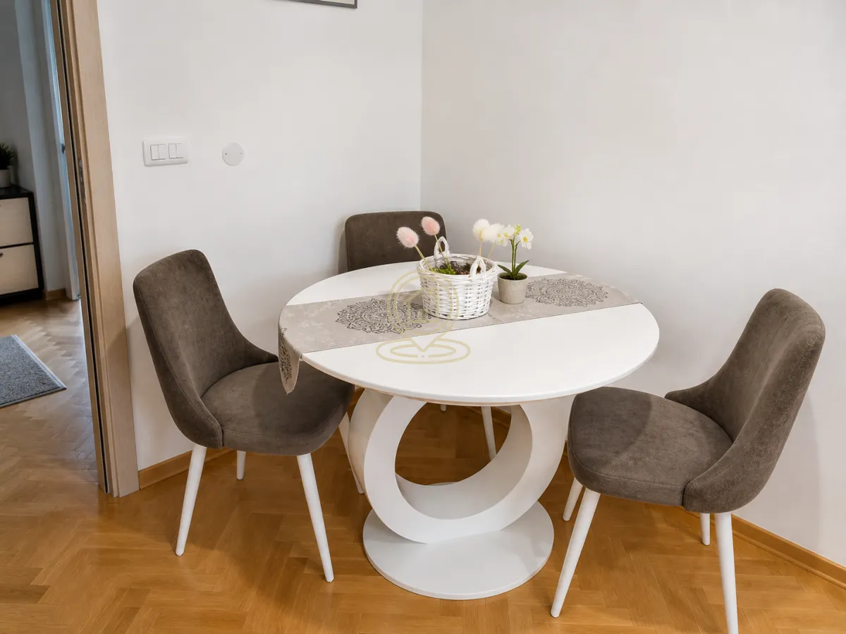Prodaja, jednosoban stan, 37m², Centar, Vrnjačka Banja
