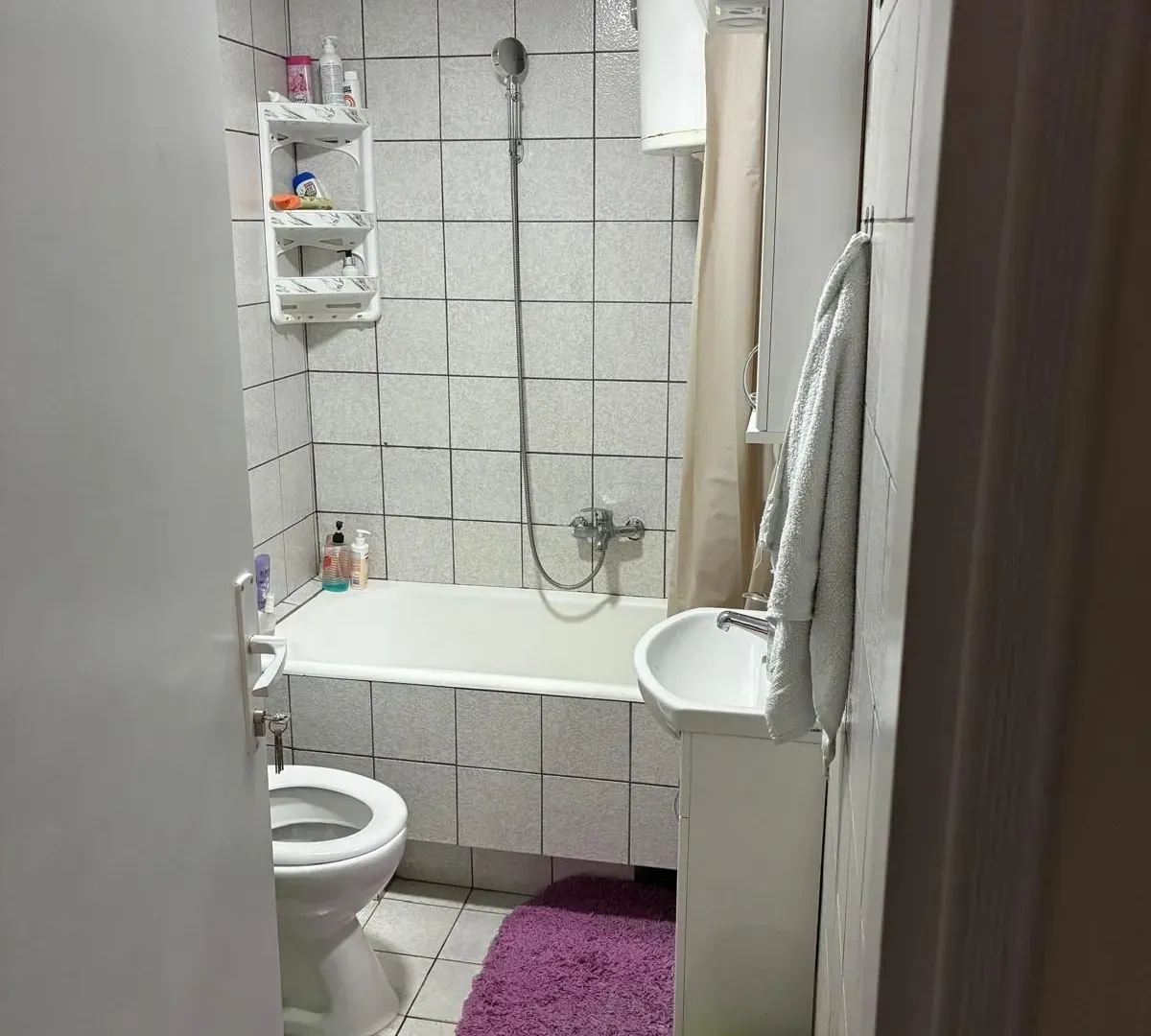 Rent, three bedroom apartment, 40m², Kotež, Palilula Sve Podlokacije
