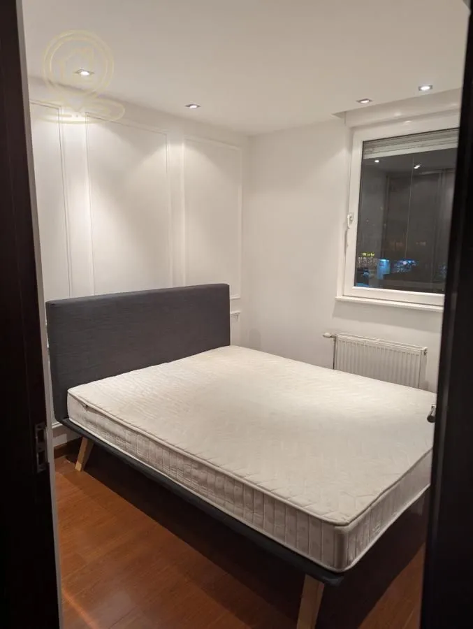 Izdavanje, dvosoban stan, 45m², Grbavica, Novi Sad Sve Podlokacije