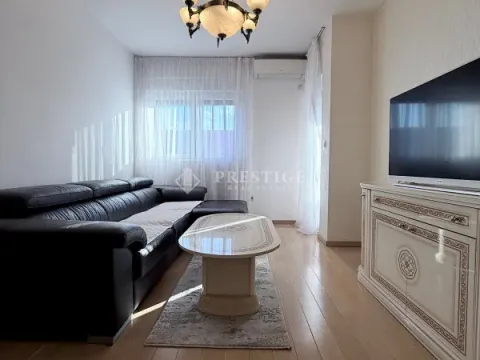 Rent, one bedroom apartment, 48m², City Kvart, Podgorica - image 1