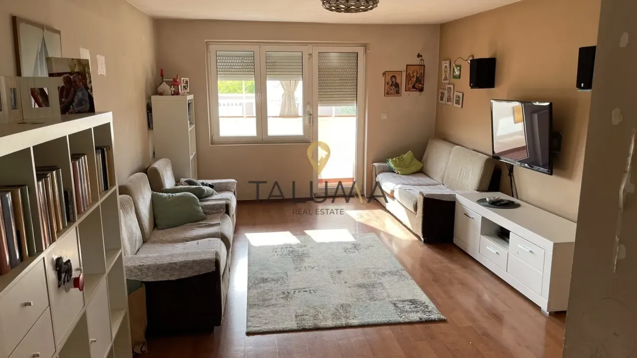 Prodaja, kuća, 240m², Zagorič, Podgorica