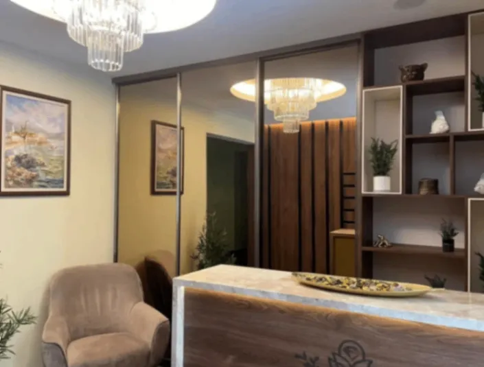 Prodaja, trosoban stan, 84m², Bečići, Budva