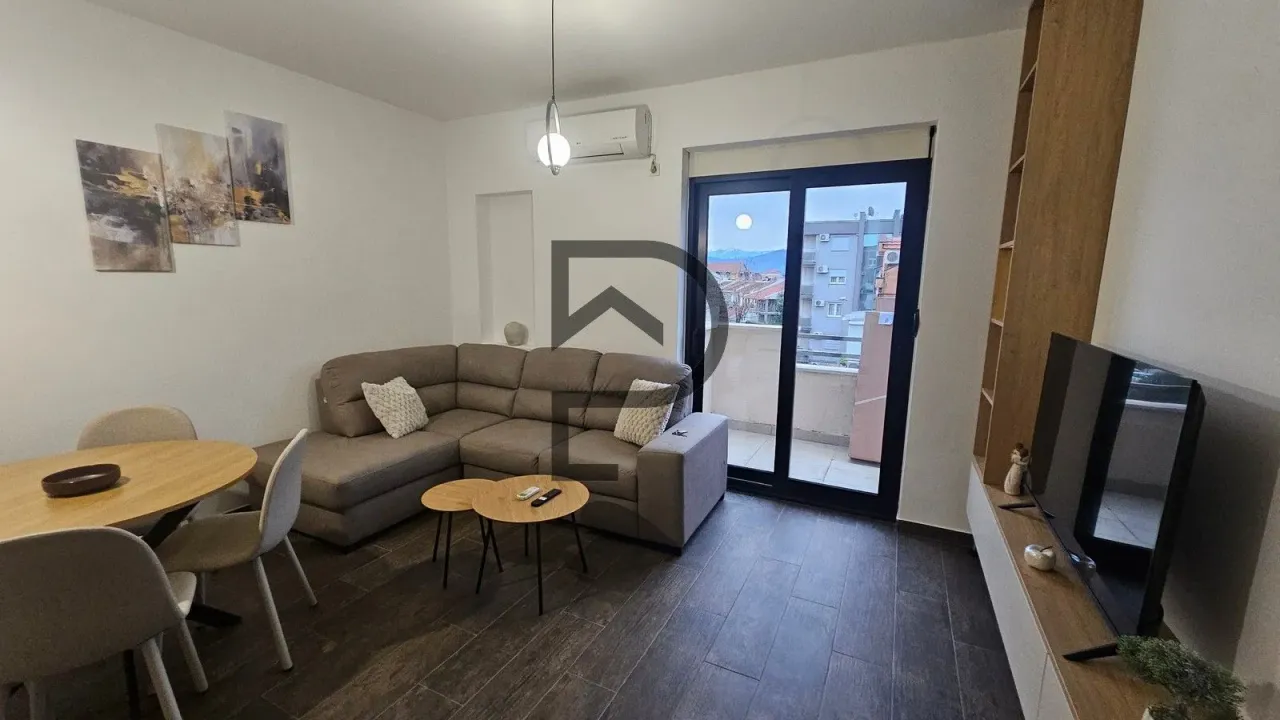 Izdavanje, jednosoban stan, 43m², Zabjelo, Podgorica