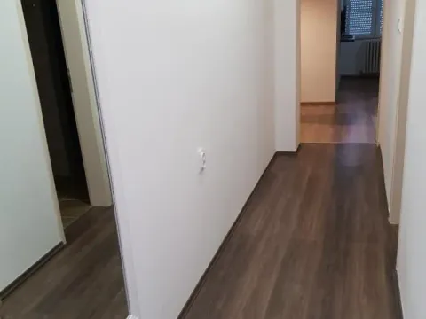 Prodaja, jednosoban stan, 44m², Centar, Novi Sad - image 9