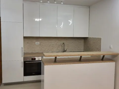 Izdavanje, dvosoban stan, 43m², Telep severni, Novi Sad Sve Podlokacije - image 8