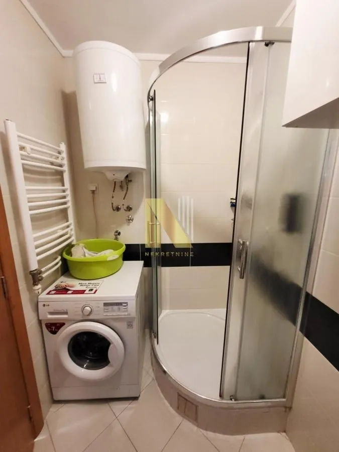 Prodaja, dvosoban stan, 43m², Podbara, Novi Sad Sve Podlokacije