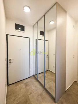 Prodaja, jednosoban stan, 46m², Stari Aerodrom, Podgorica - image 13