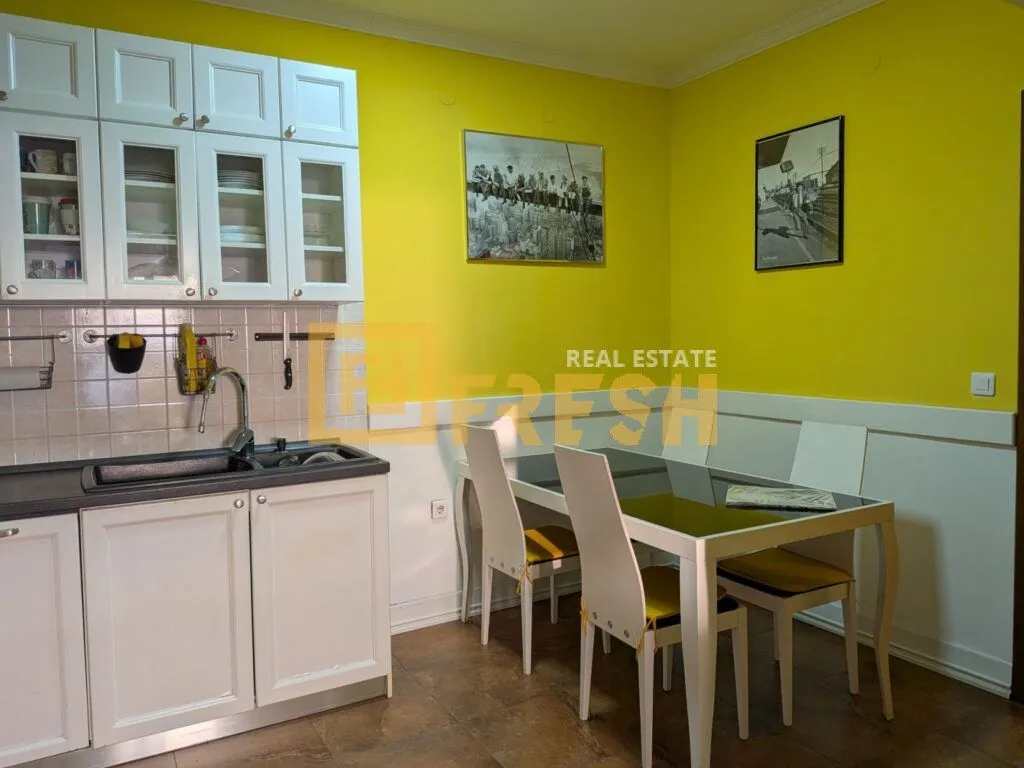 Rent, three bedroom apartment, 93m², City Kvart, Podgorica