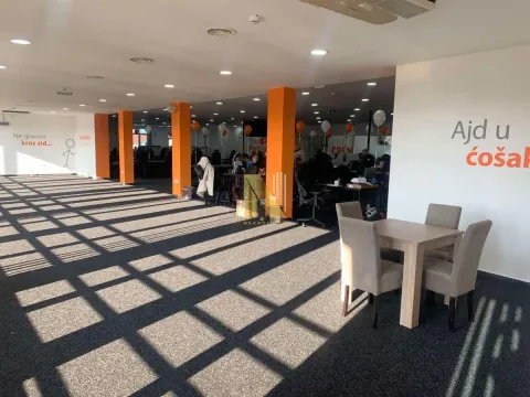 Izdavanje, poslovni prostor, 1175m², Novo naselje, Novi Sad - image 4