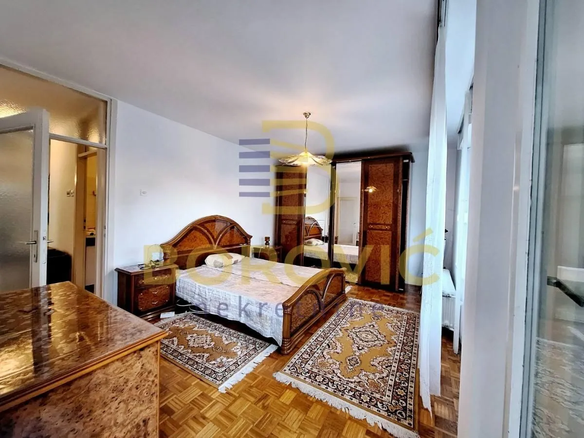 Rent, three bedroom apartment, 73m², Crveni Krst, Beograd