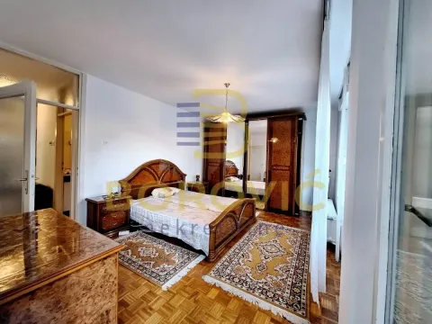 Rent, three bedroom apartment, 73m², Vračar Sve Podlokacije, Beograd - image 10