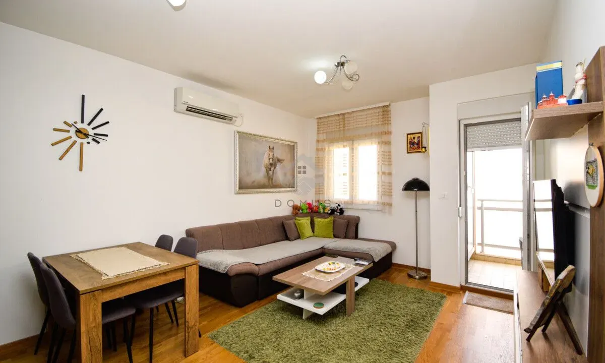 Rent, one bedroom apartment, 45m², City Kej, Podgorica