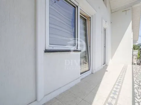 Sale, house, 274m², Partizanov Stadion, Beograd - image 3