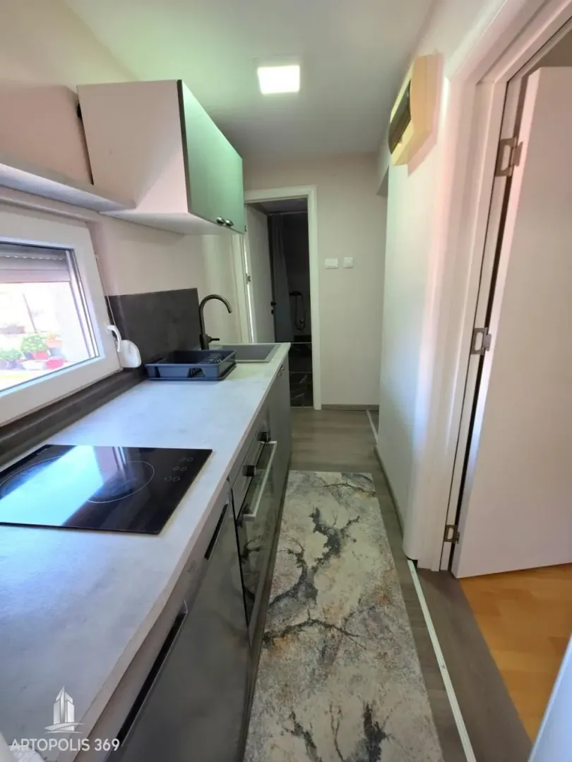Prodaja, jednosoban stan, 31m², Zemun Gornji Grad, Zemun Sve Podlokacije