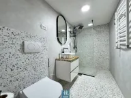 Rent, five bedroom apartment, 300m², Gorica C, Podgorica - image 9