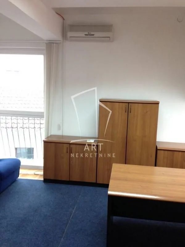Rent, office space, 1200m², Bele Vode, Beograd