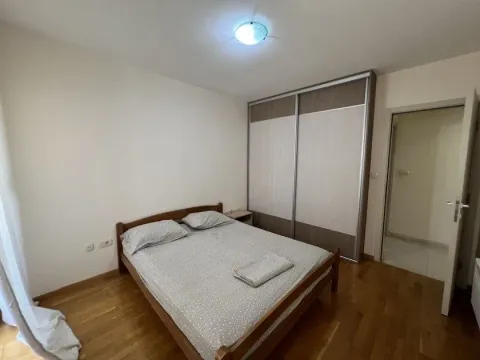 Rent, two bedroom apartment, 64m², Stari Aerodrom, Podgorica - image 5