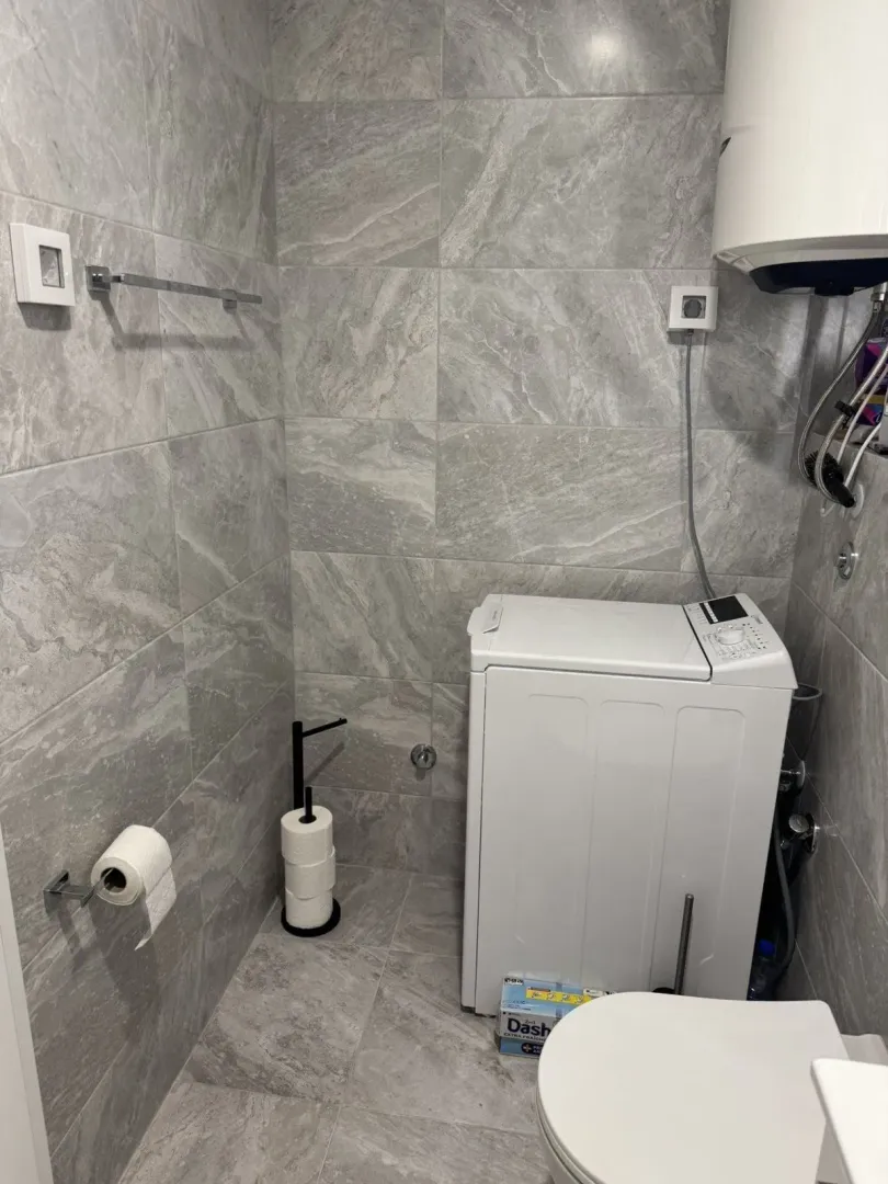 Izdavanje, dvosoban stan, 66m², Stari Aerodrom, Podgorica