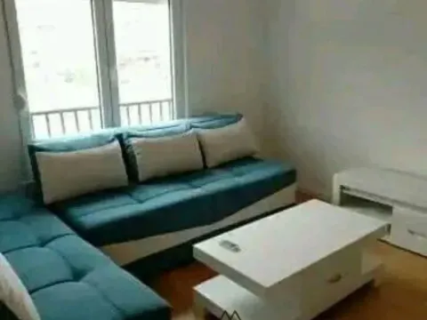 Izdavanje, garsonjera, 36m², Pobrežje, Podgorica - image 3