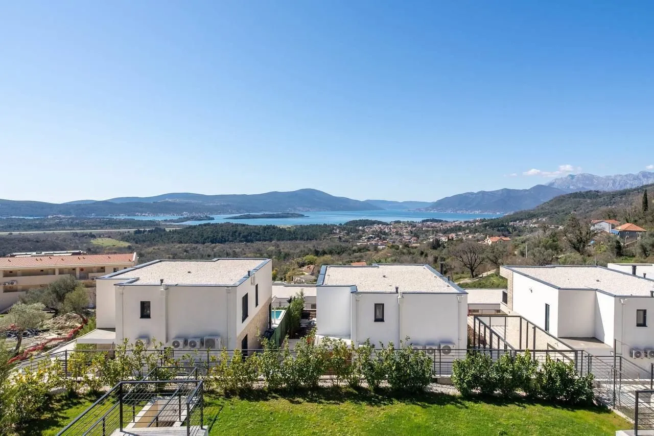 Sale, house, 190m², Kavač, Kotor