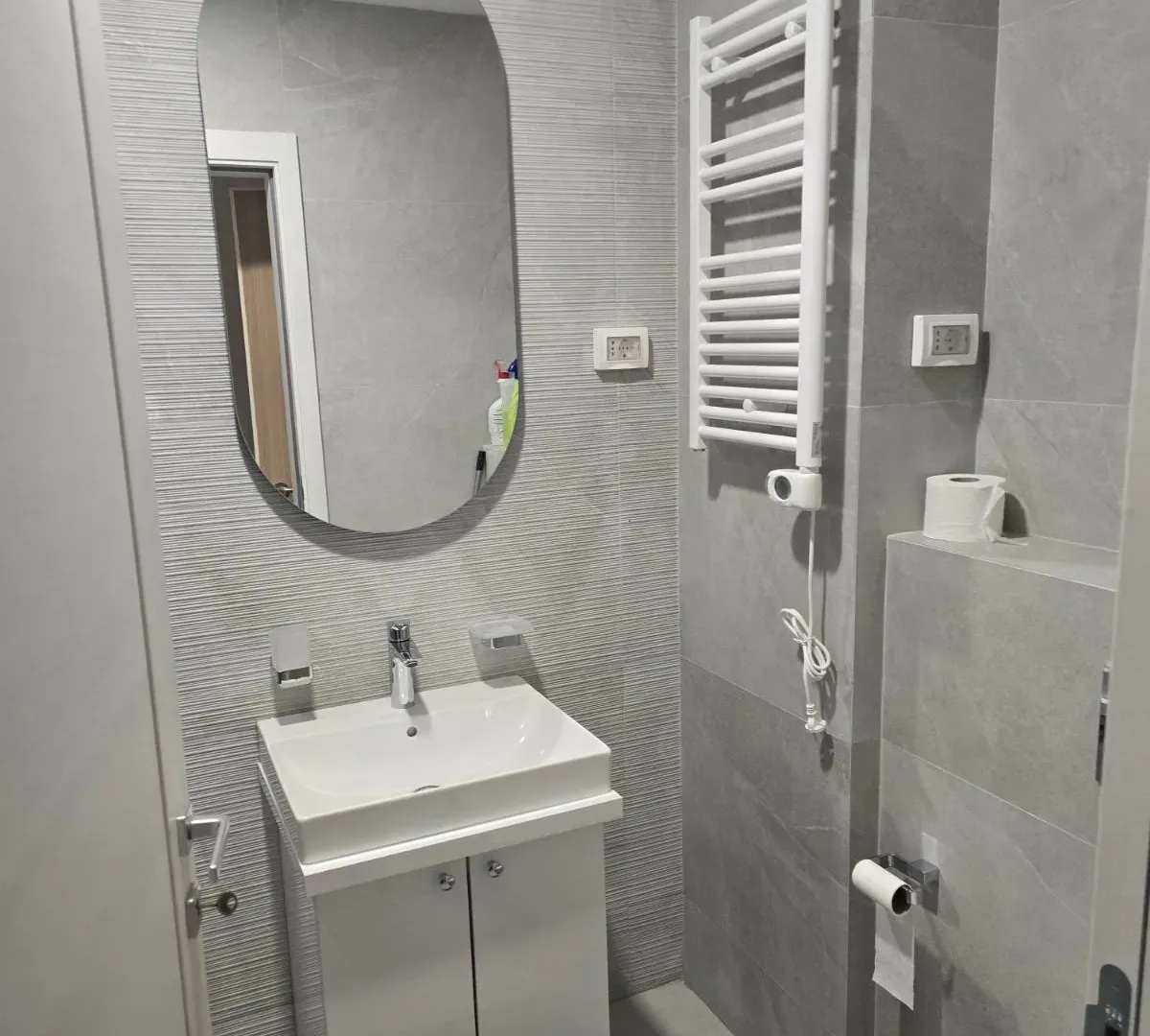 Rent, one bedroom apartment, 49m², Central Point, Podgorica